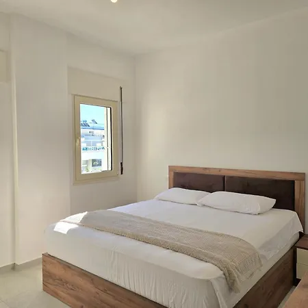 In Gjiri Lalzit Near Elements *