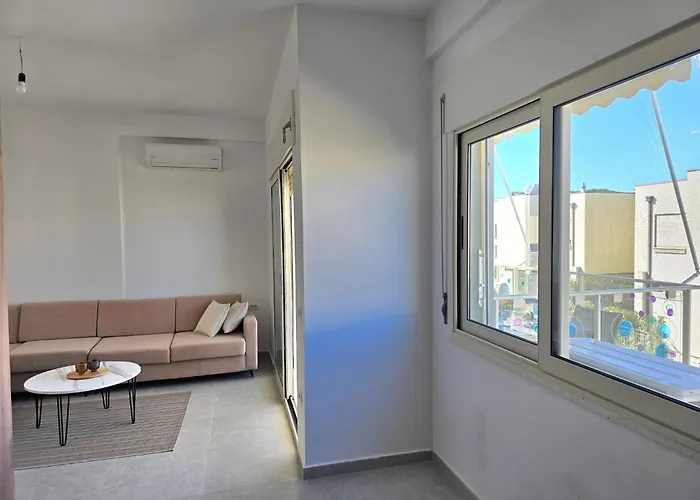 In Gjiri Lalzit Near Elements Apartmán Polisi i Vogel