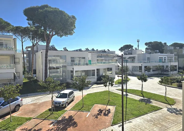 In Gjiri Lalzit Near Elements *