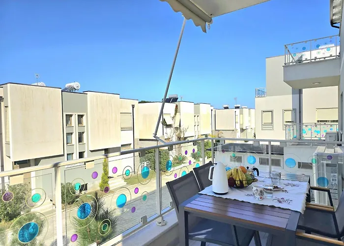 In Gjiri Lalzit Near Elements Apartmán *