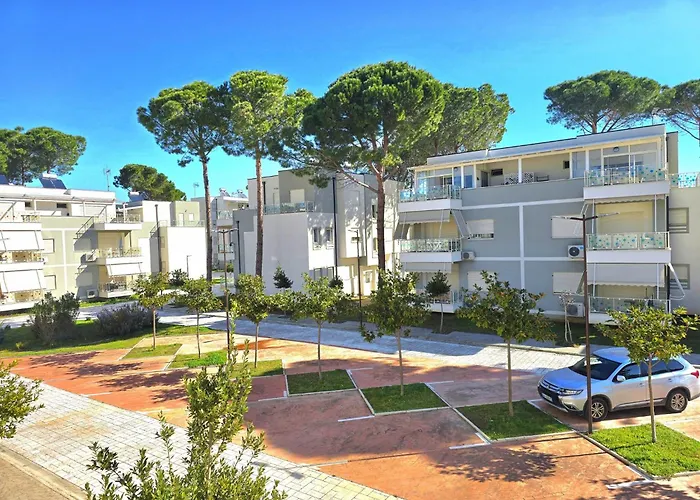 In Gjiri Lalzit Near Elements Polisi i Vogel